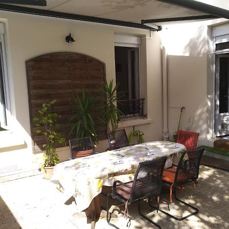 Cosy Rare 2 Bedroom Apartment Around A Private Garden Neuilly-sur-Seine Eksteriør billede